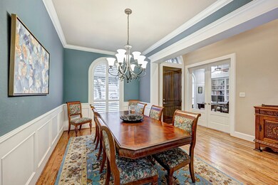 1729 Viking Dr, Houston, TX 77018 - photo 2