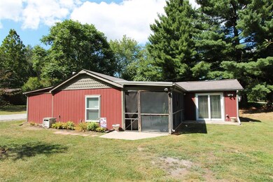 7301 N Chestnut Ave, Walkerton, IN 46574 - photo 2