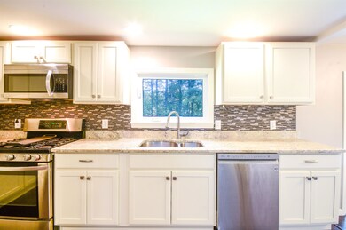 338 Twitchell Hill Rd, Shaftsbury, VT 05262 - photo 7