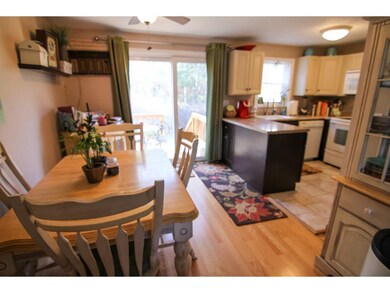 57 Fieldstone Dr unit 57, Londonderry, NH 03053 - photo 4