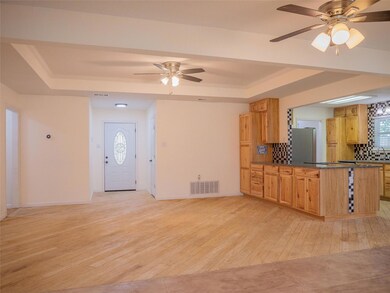 3937 Country Meadows Rd, Granbury, TX 76049 - photo 2