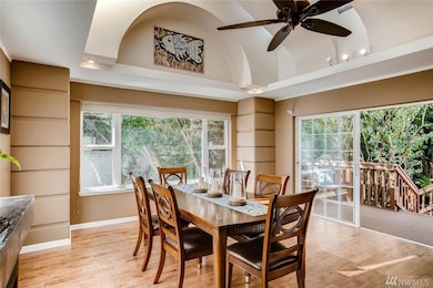 1726 Rockefeller Ave, Everett, WA 98201 - photo 6