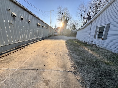 209 N Jefferson St, Winchester, TN 37398 - photo 5