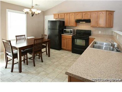 275 Deer Park Way, Mount Washington, KY 40047 - photo 4