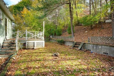 253 Winn St, Burlington, MA 01803 - photo 4