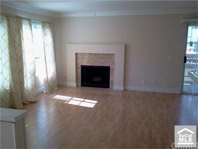 Spacious living room with fireplace