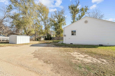 1109 Stack Ave, Salina, KS 67401 - photo 3