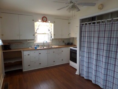 1949 N Dixie Ave, Cookeville, TN 38501 - photo 7