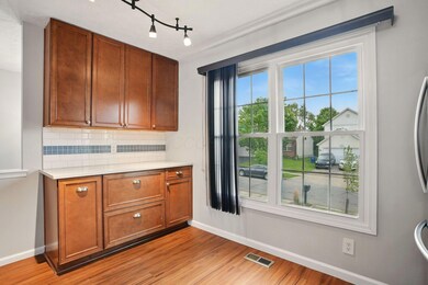 8-web-or-mls-280-chatterly-ln