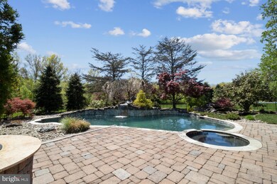 24 Washington Dr, Cranbury, NJ 08512 - photo 4