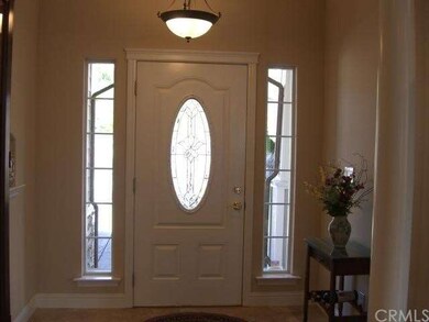 FOYER ENTRY