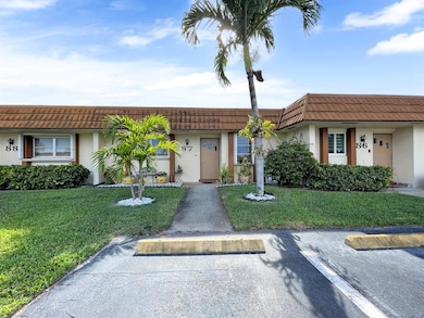 5780 Fernley Dr W unit 870, West Palm Beach, FL 33415 - photo 2