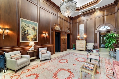 300 Bull St unit 704, Savannah, GA 31401 - photo 4