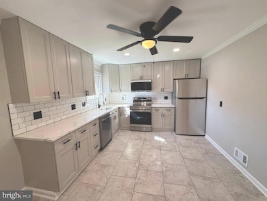 602 Eliot Rd, Pasadena, MD 21122 - photo 2