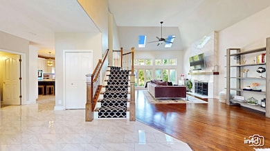 2207 Sisters Ave, Naperville, IL 60564 - photo 2