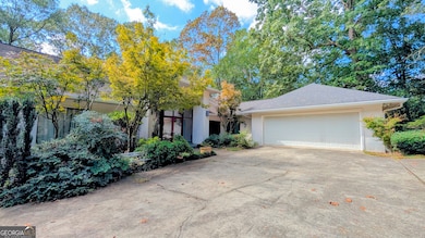 2939 Rivercrest Dr, Gainesville, GA 30507 - photo 3