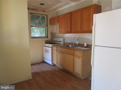 824 Morgan St, Camden, NJ 08104 - photo 6