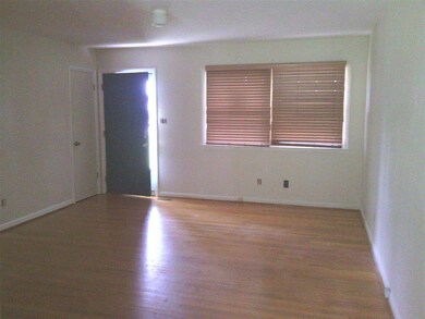 1010 Onsville Dr, Jacksonville, NC 28546 - photo 6