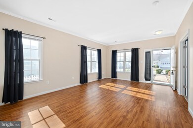 6903 Castleton Dr, Fredericksburg, VA 22407 - photo 7