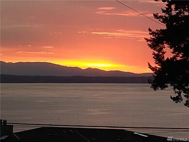 9318 Olympic View Dr, Edmonds, WA 98020 - photo 3