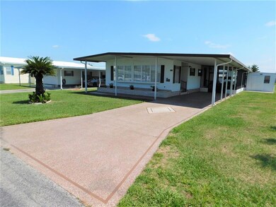 5408 Mohawk St, Zephyrhills, FL 33542 - photo 2