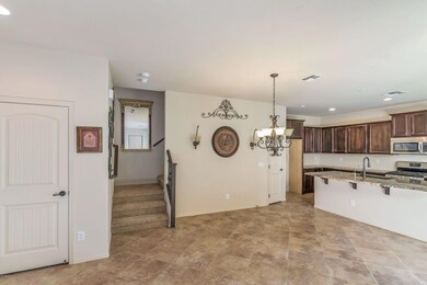 LARGE EAT-IN KITCHEN