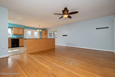 8001 Wanda Way, Louisville, KY 40219 - photo 6