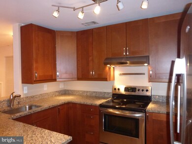 10913 Postern Ct unit 43, Manassas, VA 20109 - photo 4