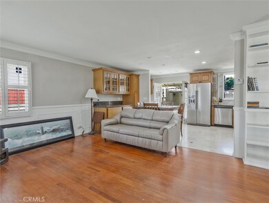 3826 S Burnside Ave, Los Angeles, CA 90008 - photo 6