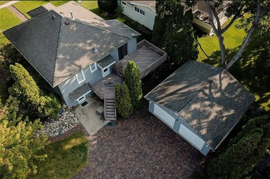 1603 Rainbow Dr, Cedar Falls, IA 50613 - photo 4