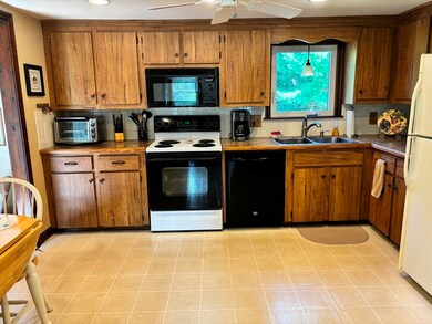 10 Owls Head Bluff Rd, Pembroke, MA 02359 - photo 6