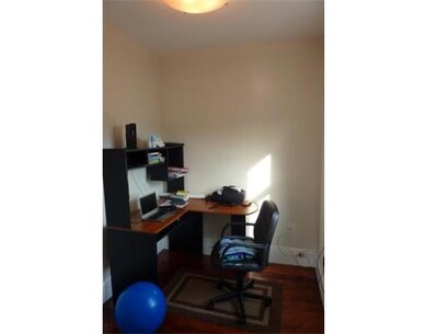 6 Rice St unit 3, Brookline, MA 02445 - photo 6