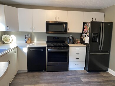 20 Lochmere Ln unit U374, Nashua, NH 03063 - photo 5