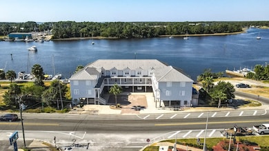 401 St James Ave unit 5, Carrabelle, FL 32322 - photo 2