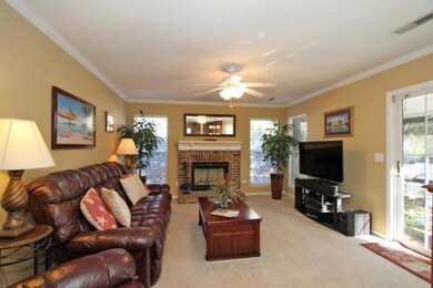 1907 Oak Tree Ln (4)0004