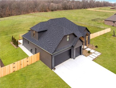 14921 Tikaani Dr, Siloam Springs, AR 72761 - photo 3