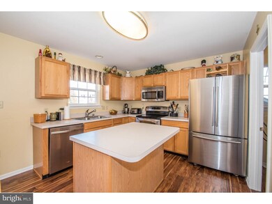 2 Shades Ct, Newark, DE 19702 - photo 2