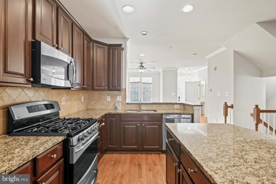 7230 Dorchester Woods Ln, Hanover, MD 21076 - photo 2