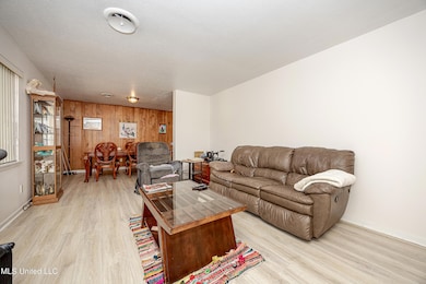 6237 Browning Dr, Ocean Springs, MS 39564 - photo 7