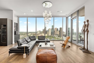 1711 Allen Pkwy unit 3302, Houston, TX 77019 - photo 3