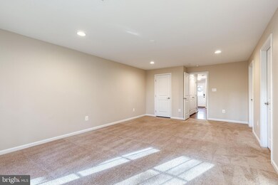 7223 Winding Hills Dr, Hanover, MD 21076 - photo 4