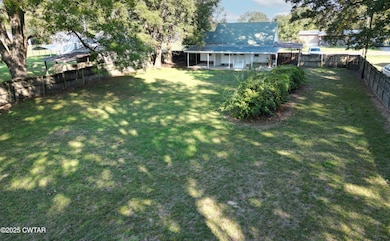 73 W Vine St, Alamo, TN 38001 - photo 3