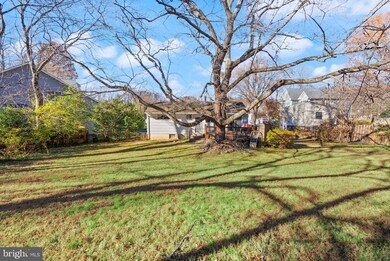 1412 Patrick Cir SW, Vienna, VA 22180 - photo 6