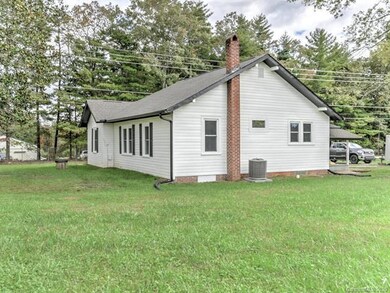 1251 N Allen Rd, Hendersonville, NC 28792 - photo 7