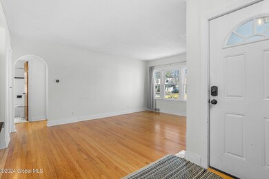 9 Brockley Dr, Delmar, NY 12054 - photo 3