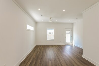 4712 Rawley St unit B, Houston, TX 77020 - photo 5