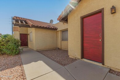 2253 E Flossmoor Cir, Mesa, AZ 85204 - photo 5