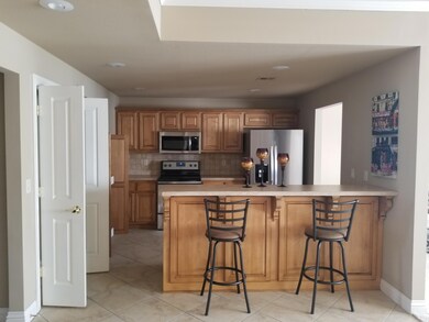 Kitchen Island/Bar