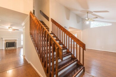 8135 Split Oak Dr, Houston, TX 77040 - photo 6