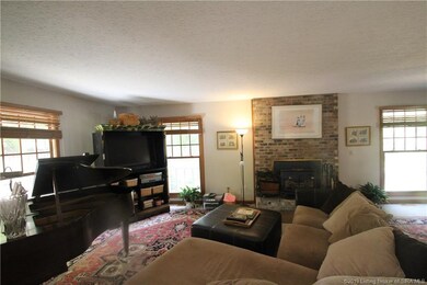 1528 Stone Ridge Dr, Georgetown, IN 47122 - photo 5